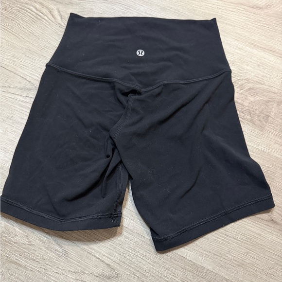Lululemon athletica Black Align High-Waist Shorts - Picture 2 of 6
